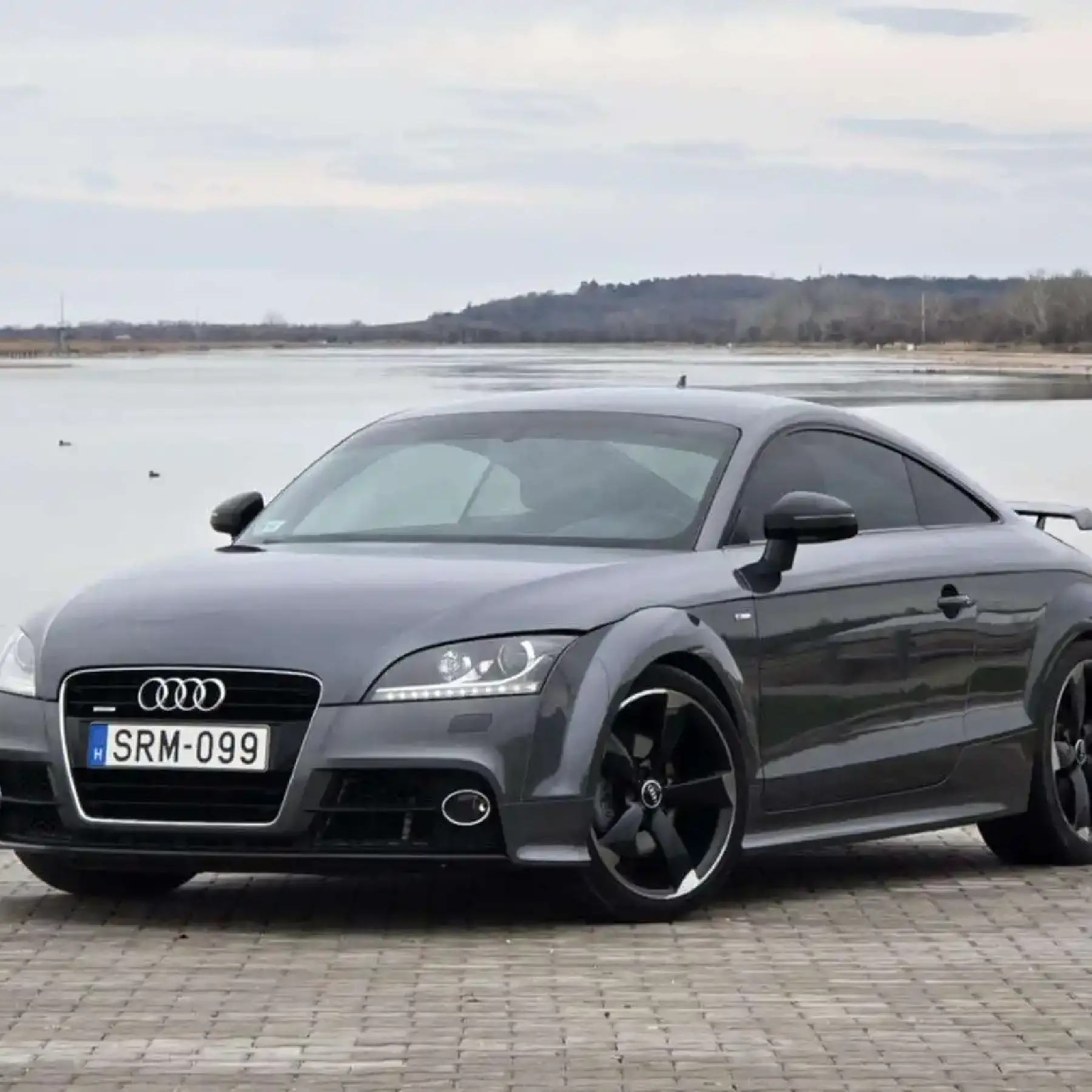 Audi TT 2.0 TDI quattro · S line bérlés Budapest – 1. kép
