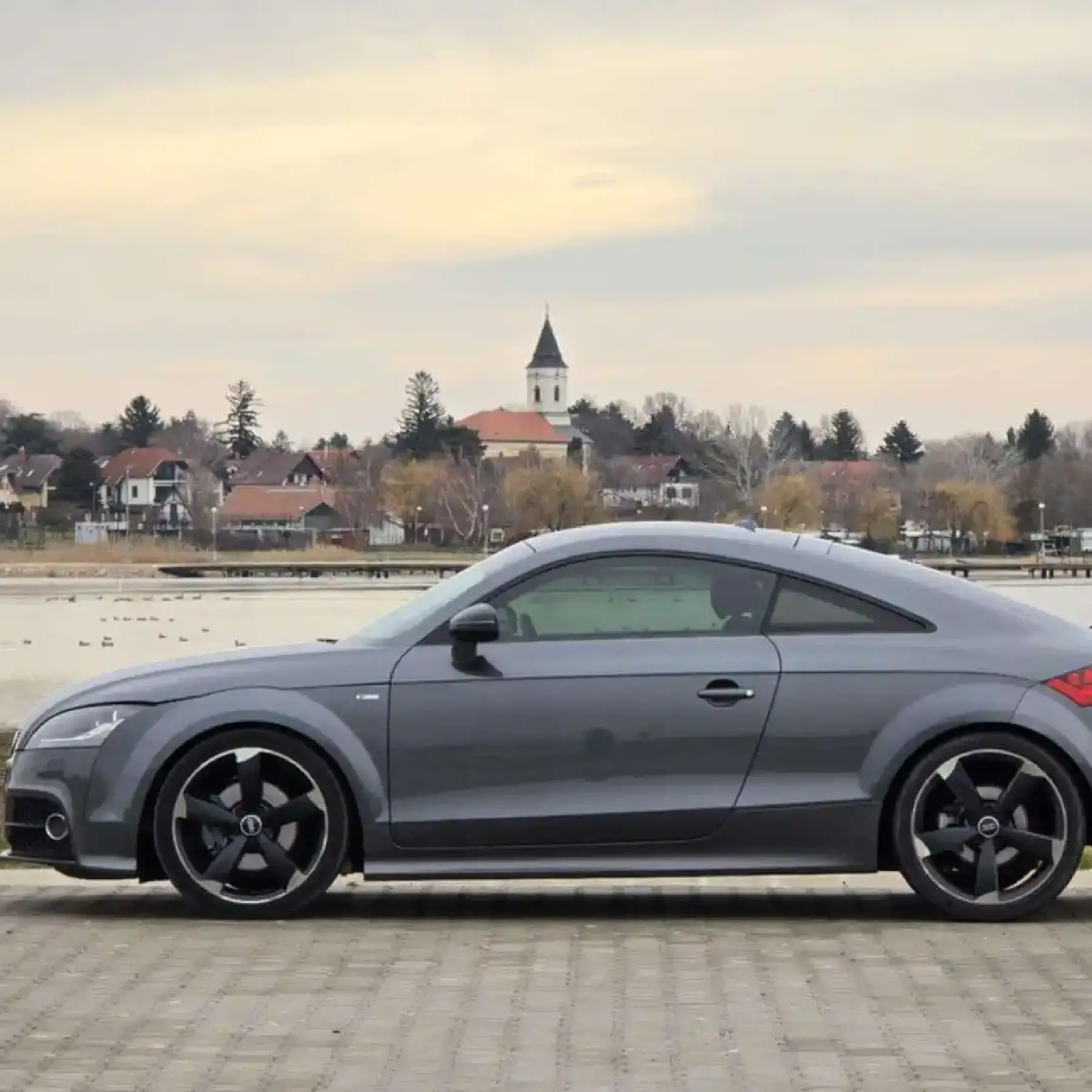 Audi TT 2.0 TDI quattro · S line bérlés Budapest – 5. kép